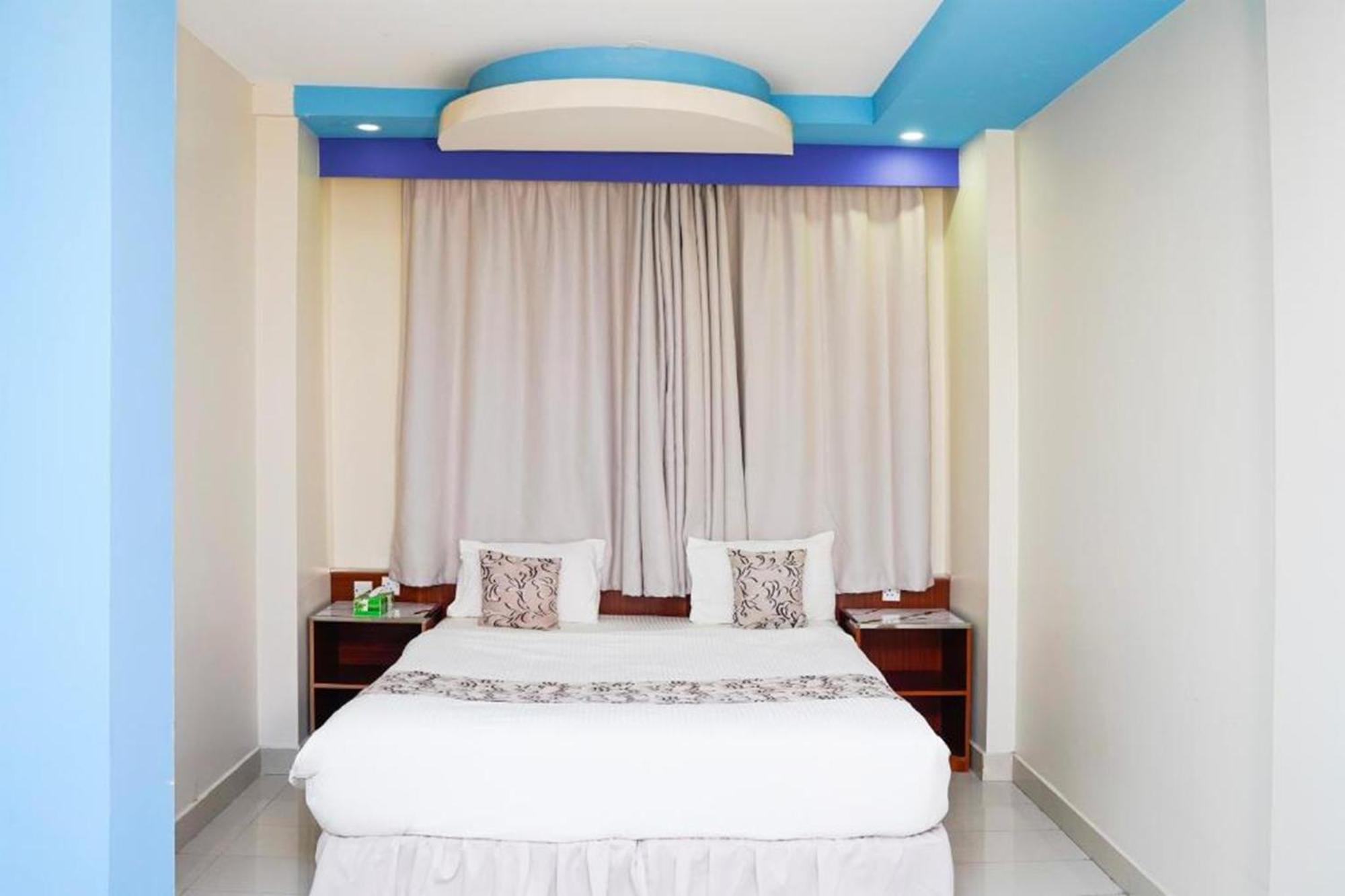 Al Bayrahaa Hotel Apartments Seeb ภายนอก รูปภาพ